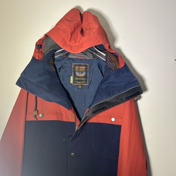 Burton men’s snowboarding coat - Picture 2 of 5